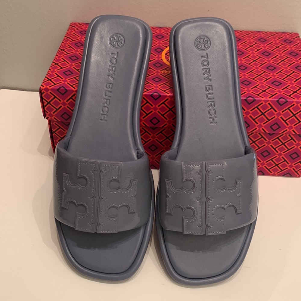 Tory Burch Double T Logo Flat Slide Sandals - Picture 5 of 9
